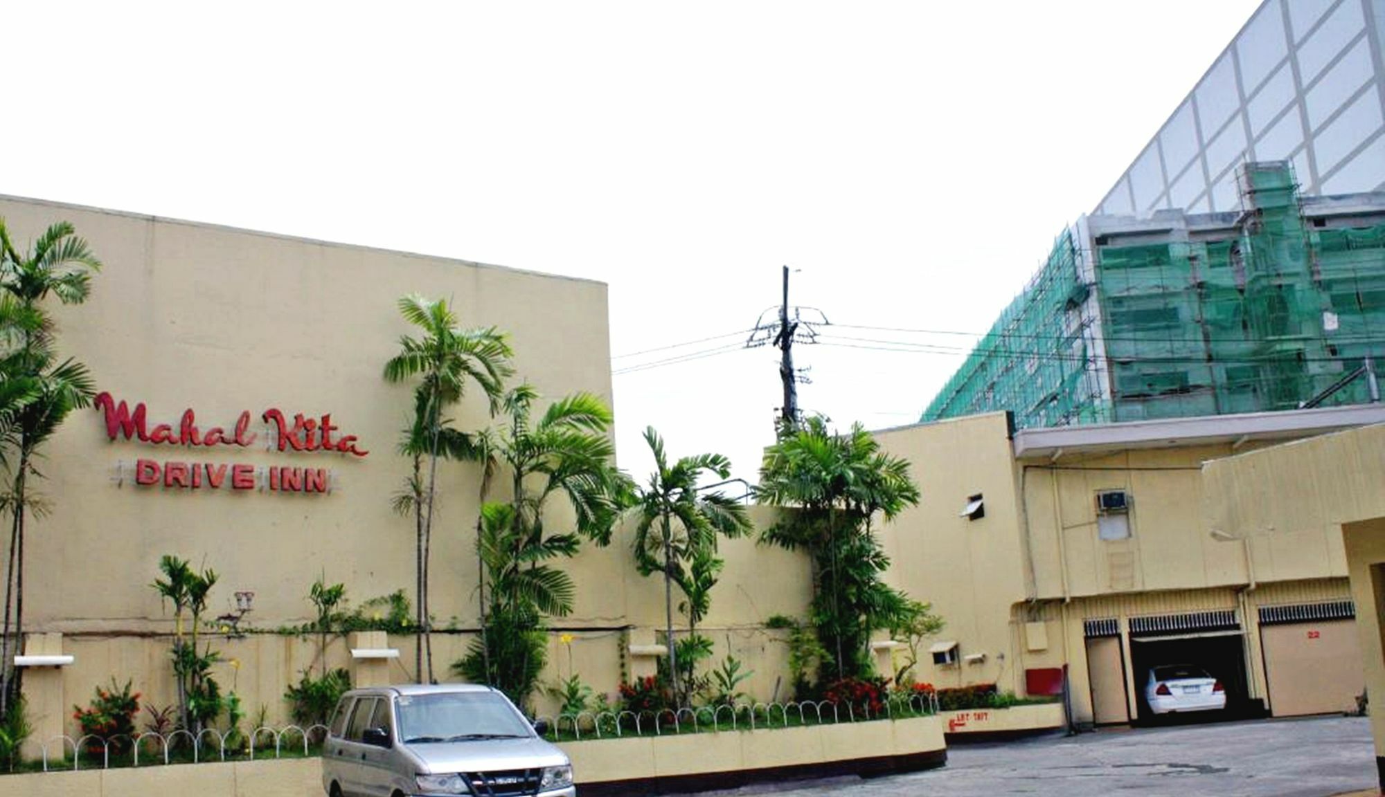 Mahal Kita Drive Inn Pasay Luaran gambar